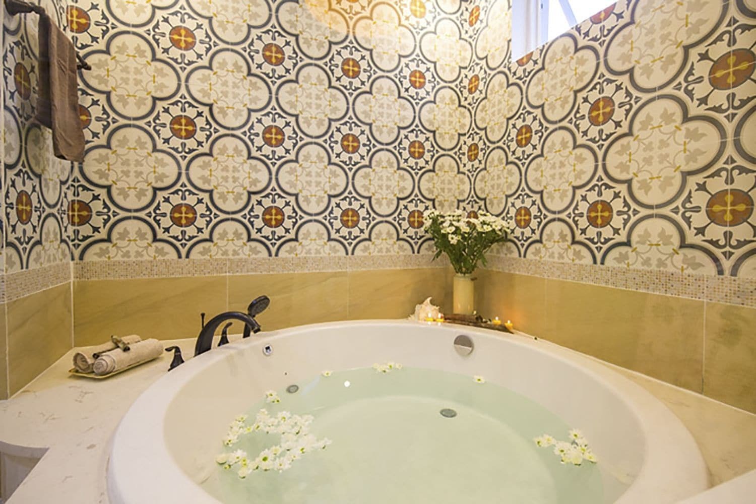 1br Victorian River View D7 Ho Chi Minh City
